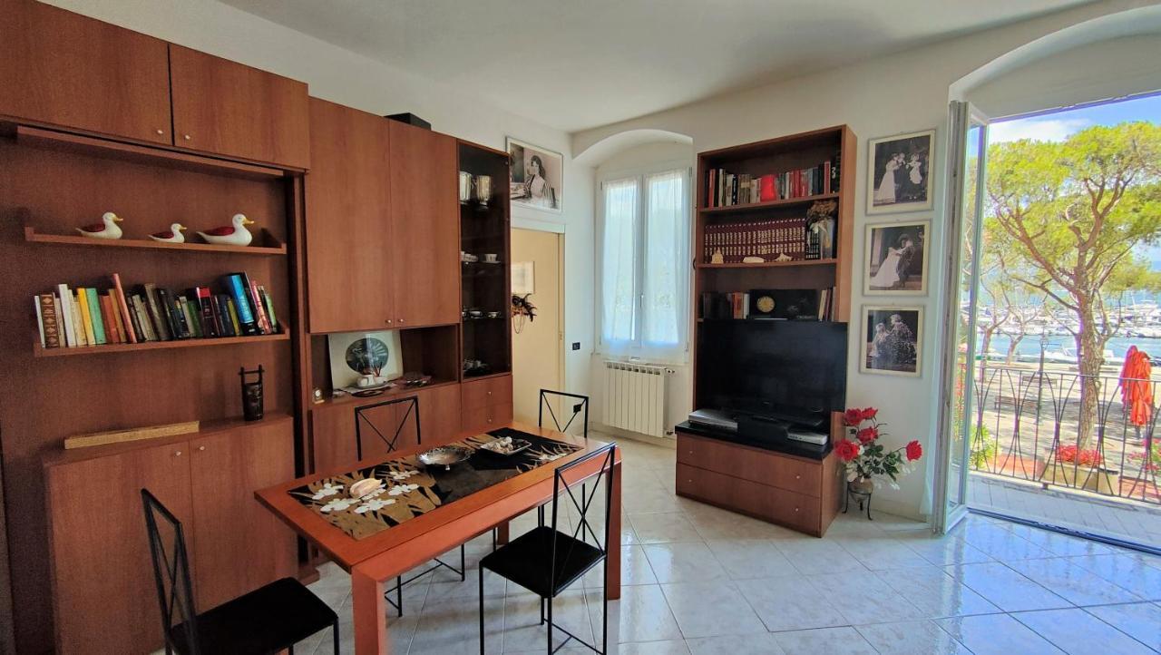 Un Balcone In Pineta Apartment เฟสซาโน ภายนอก รูปภาพ