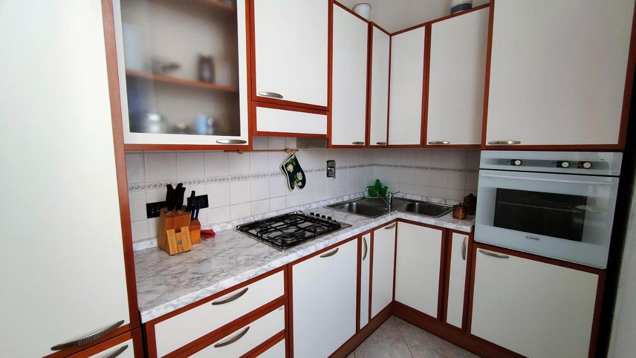 Un Balcone In Pineta Apartment เฟสซาโน ภายนอก รูปภาพ