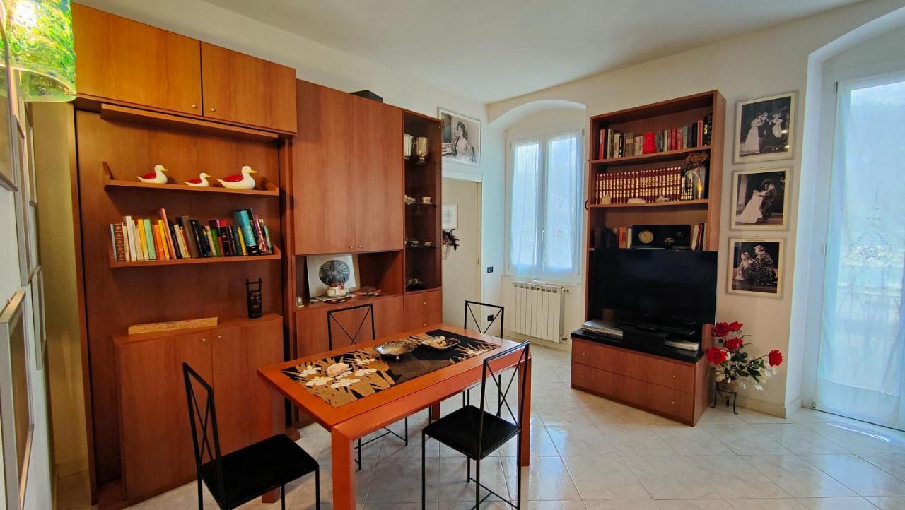 Un Balcone In Pineta Apartment เฟสซาโน ภายนอก รูปภาพ