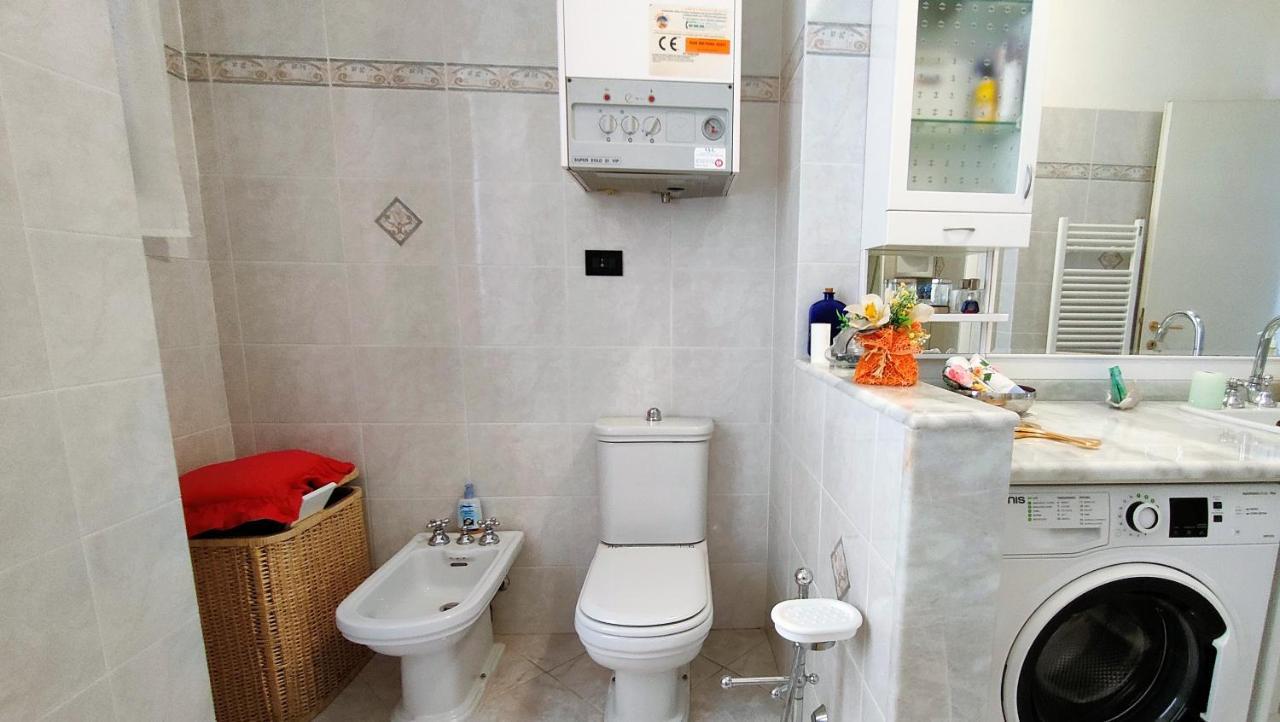 Un Balcone In Pineta Apartment เฟสซาโน ภายนอก รูปภาพ